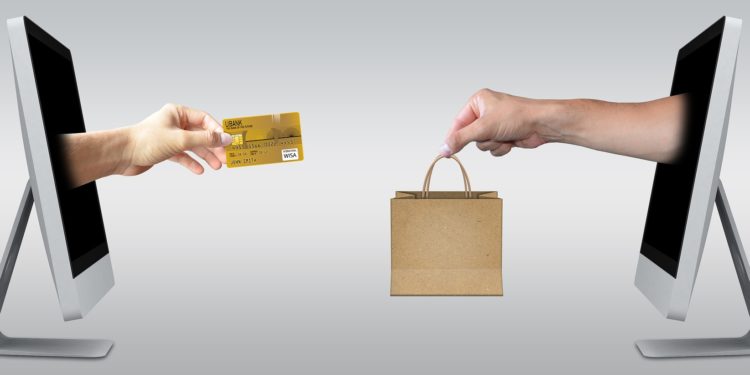 E-commerce e arredamento: un boom che non perde quota (e i consigli per acquistare in sicurezza)