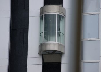 Ascensori e mini ascensori: che differenza c’è?