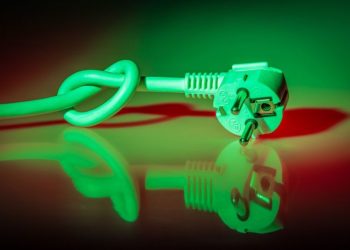 Aumentano i costi dell’energia elettrica? Ecco alcuni metodi per risparmiare