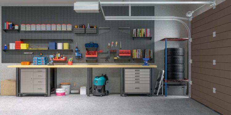 7 modi per organizzare al meglio lo spazio in garage