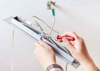 In che modo montare un lampadario