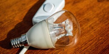 Noleggio gruppi di continuità: la soluzione flessibile per la continuità energetica